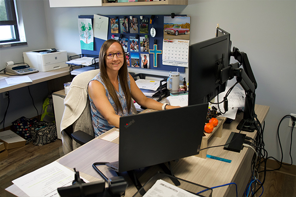 stuck energy office staff and residential credit application for fuel delivery